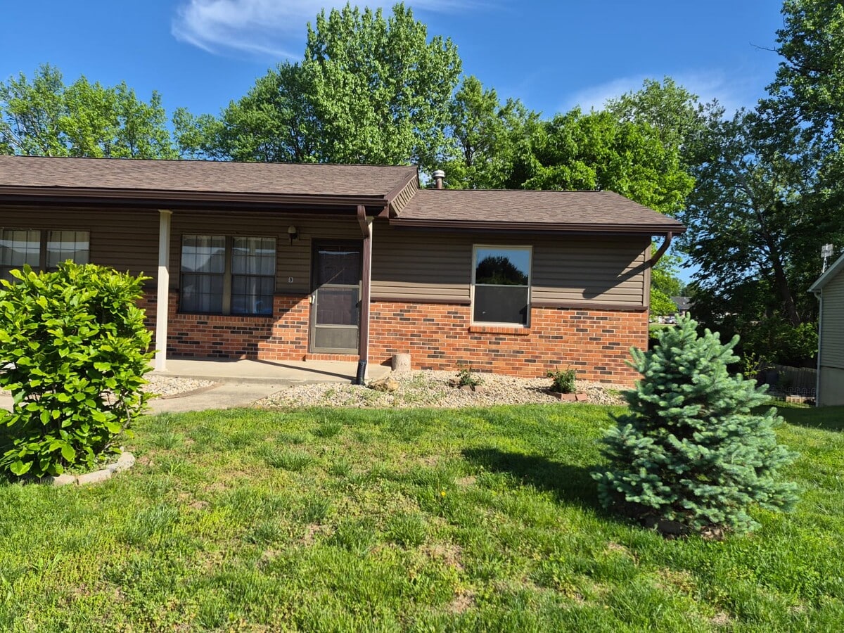 Photo - 8 Cougar Dr Unit Norman