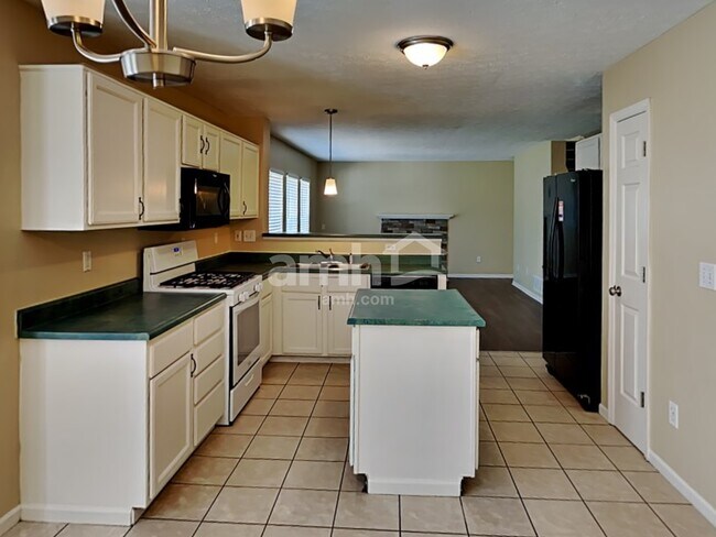 Photo - 191 Stonemast Loop