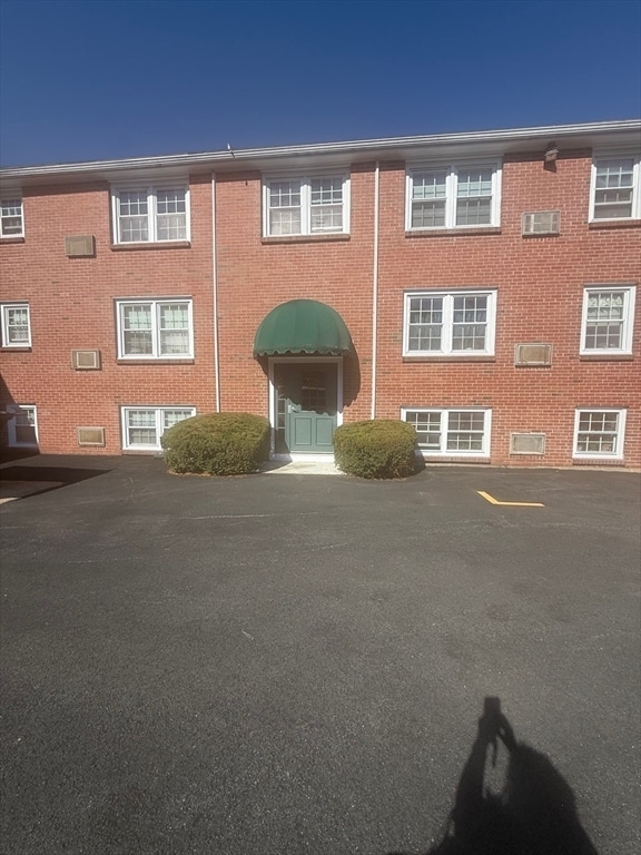 Building Photo - 210 Hillside Ave Unit 37 Rental