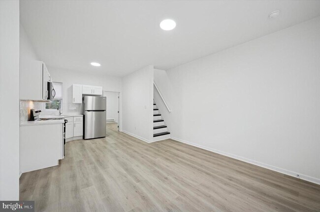 Photo - 4453 N Gratz St