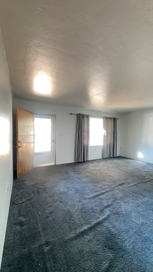 330 S Main St