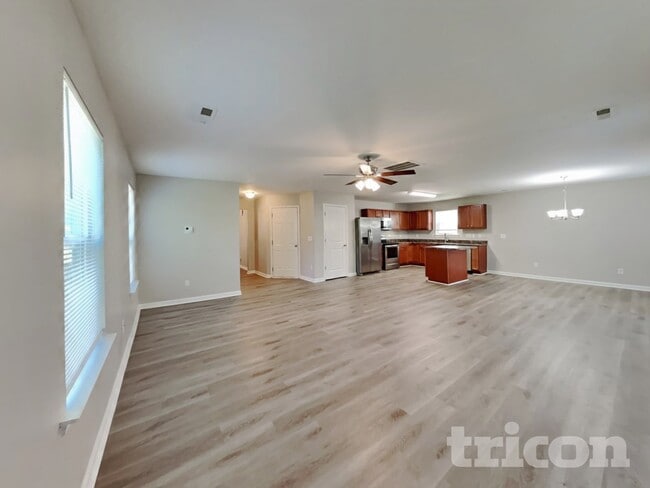Photo - 47 Hallow Oak St