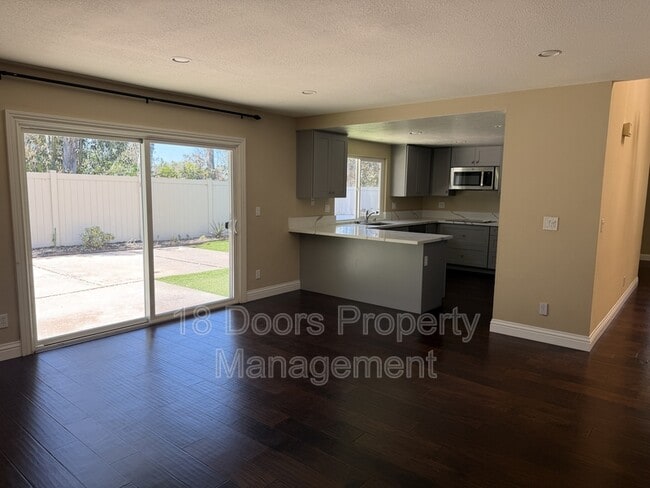 Photo - 11035 Forestview Ln