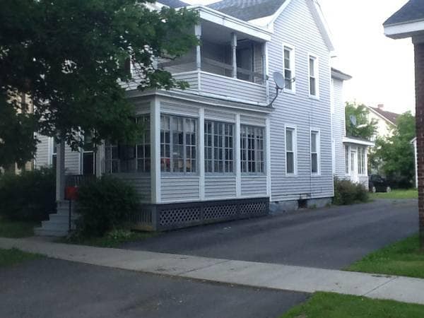 Exterior - 1029 Downer Ave Unidad 11029 Downer Ave