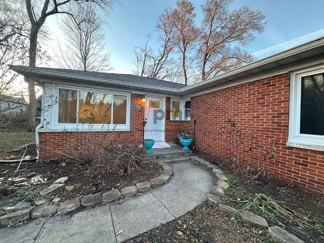 Photo - 1506 Rumely St Unit B