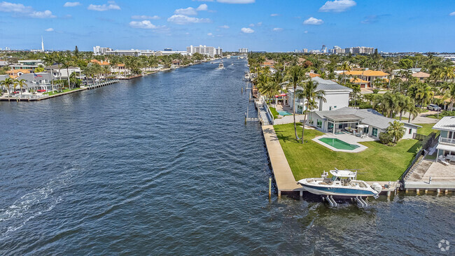 Building Photo - 35 Castle Harbor Isle Dr Rental