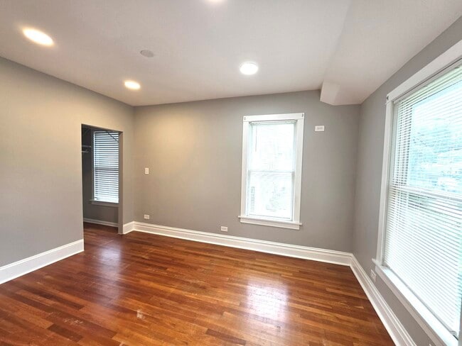 Photo - 1029 S Elmwood Ave