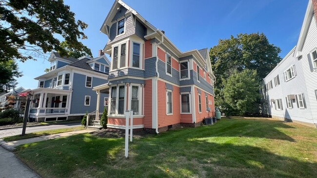 Photo - 36 Wakefield St Unit A