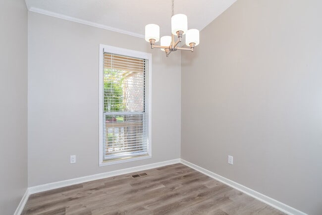 Photo - 3708 Fox Hunt Trail