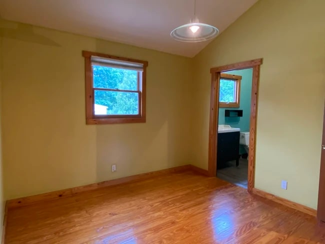 Photo - 601 S Grant St