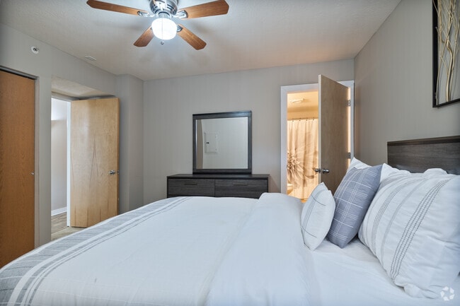 2BR, 2BA - 1,300SF - Style A&B - Primary Bedroom