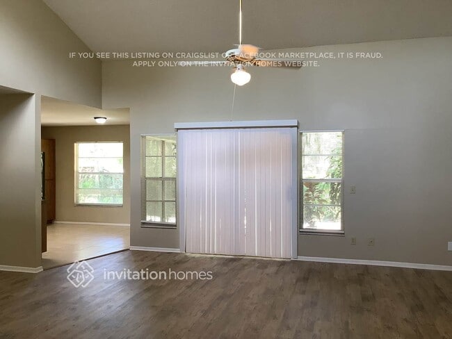 Photo - 1557 Long Pond Dr