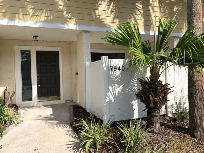 Photo - 7940 Los Robles Ct