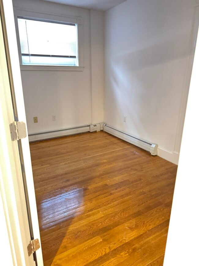 Photo - 17 Exeter St Unit B