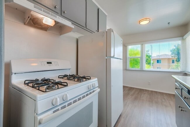 Photo - 3121 W Slauson Ave
