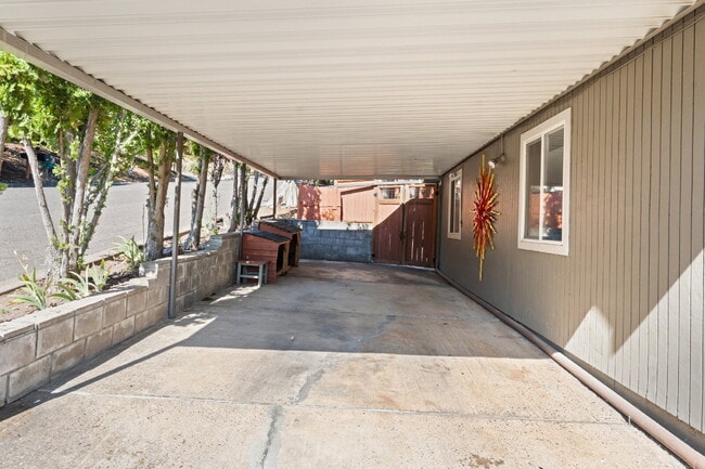 Photo - 805 Walker Ave