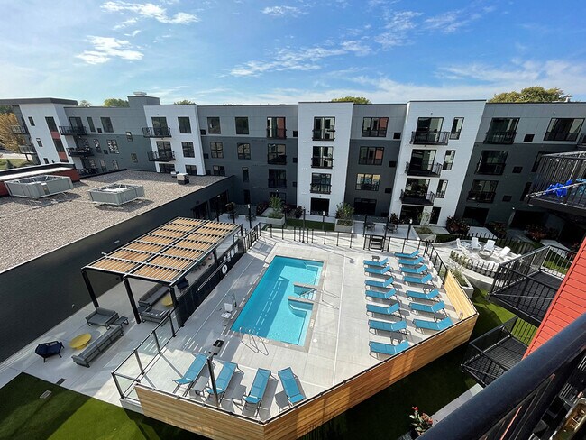 Photo - Parker Station Flats