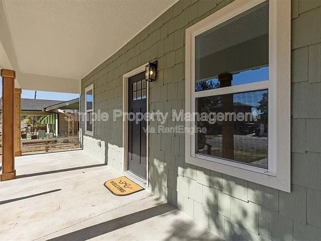 Photo - 1951 NW 11th St