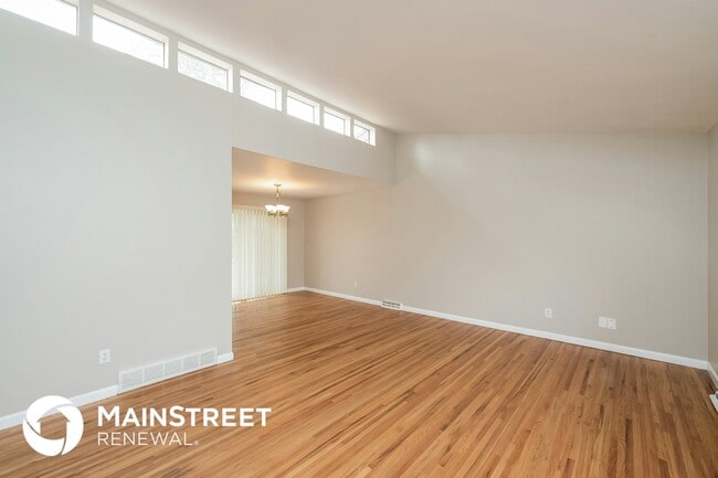 Photo - 6025 Parfet St