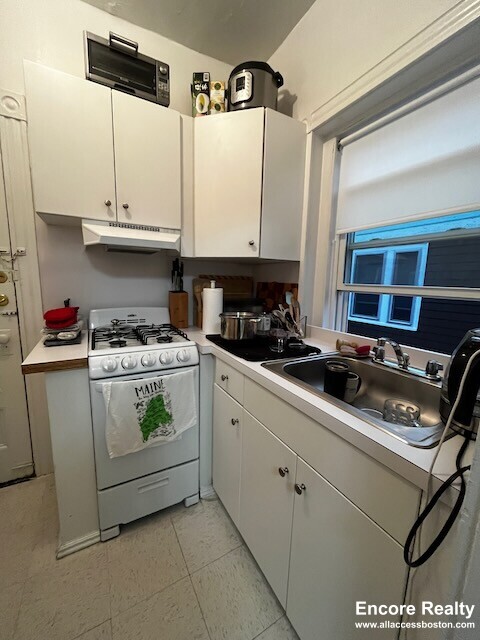 Photo - 139 Oxford St Unit 12