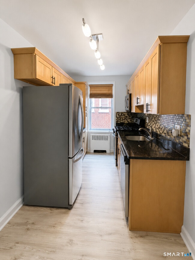 Photo - 45 Maple St Unit 4A