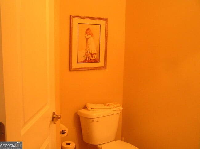 Photo - 136 Village Dr