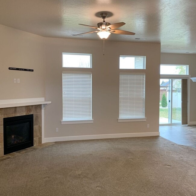 Photo - Immaculate Home in Pristine Meadows!