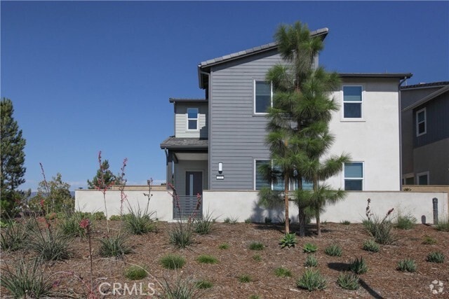 Building Photo - 201 Westdale Rental