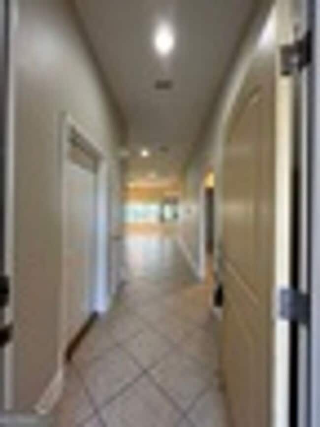 Photo - 15/17 Fox Path Unit 17