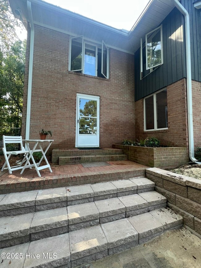 Building Photo - 104 Rolling Hill Ct Unit Apt 1