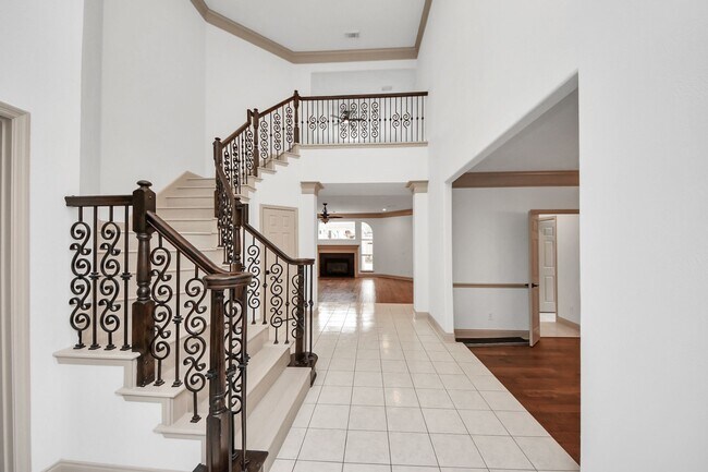 Photo - 8119 Meadow Vista Dr