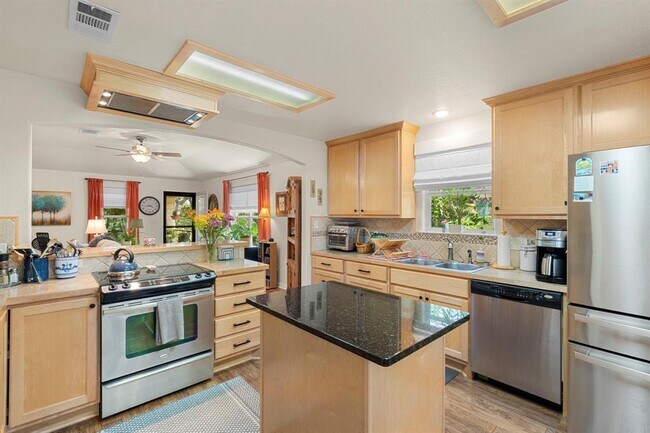 Photo - 1109 Delmar St