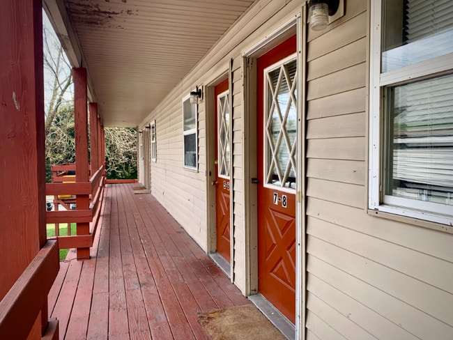 Photo - 153 Oak St Apartment Unit 3