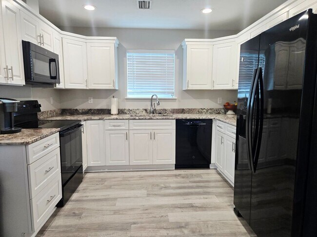 Photo - 143 Shallow Reed Dr