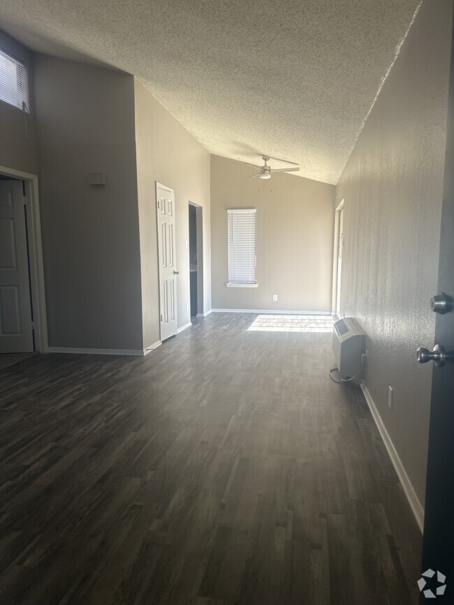 A2 Floor Plan Upstairs Upgraded - The Retreat @ College Hills Rental