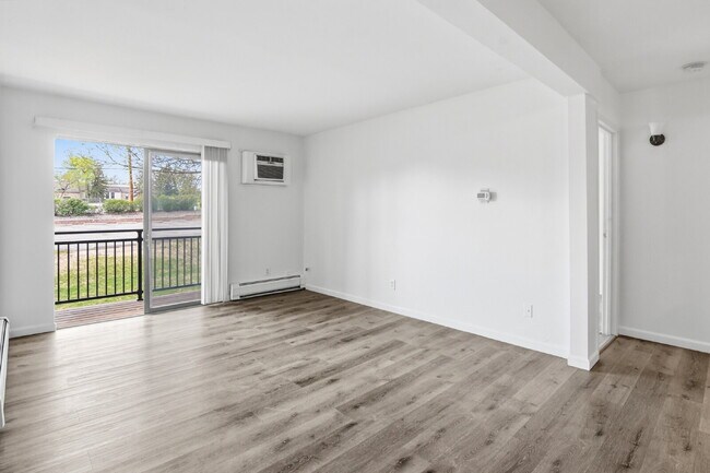Photo - $1,140.95 with $300 off the first month's rent, 1 Bed - 1 Bath, Condo in Denver with Easy Access ... Unidad A12