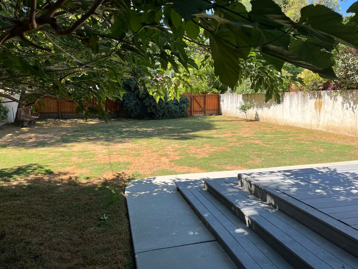 Photo - 21050 Avenue San Luis Unit A