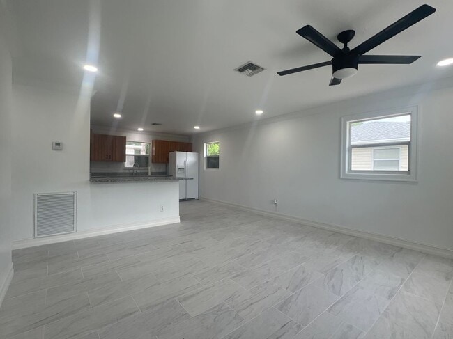 Photo - 12113 Fuller Ln