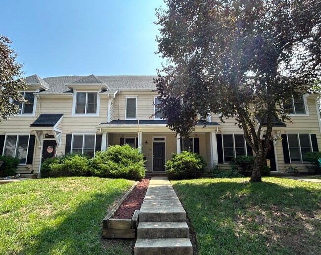 Photo - 116 Awesome St Townhome