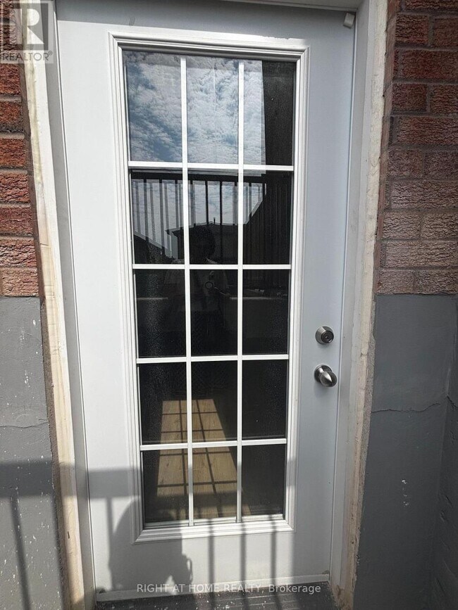 Photo - 1220 Grandview Dr