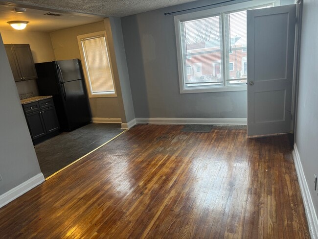 Photo - 1422 Dartmouth Ave