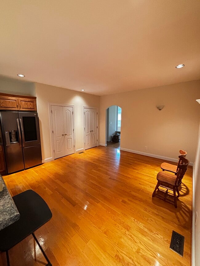 Photo - 14116 Spruce Ave