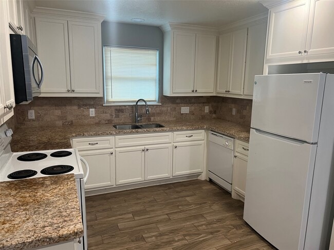 Photo - 2375 Virginia Ct