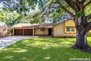 Building Photo - 145 Valley Oak Dr