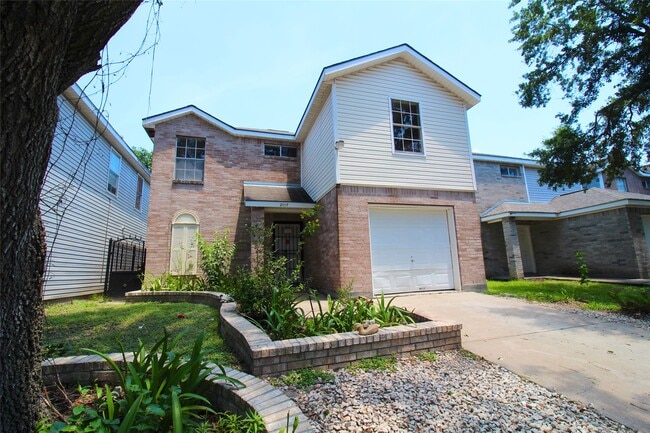 Photo - 2117 Whittier Dr