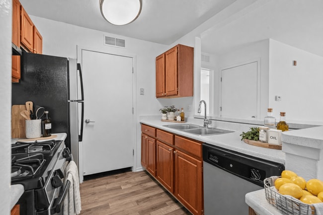 Photo - Canton Club Apartments - Canton, MI
