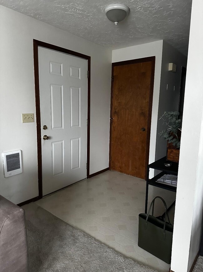 Photo - 337 NW Bailey Ave Unidad 337