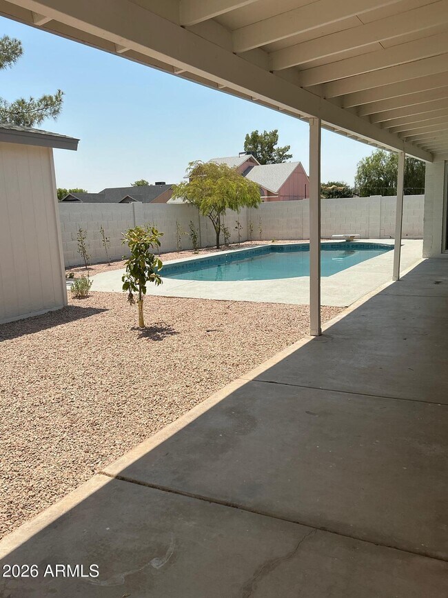 8837 W Highland Ave