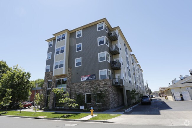 Photo - Alder Suites