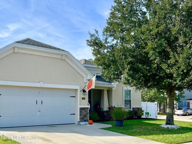 Photo - 1420 Creek Point Blvd